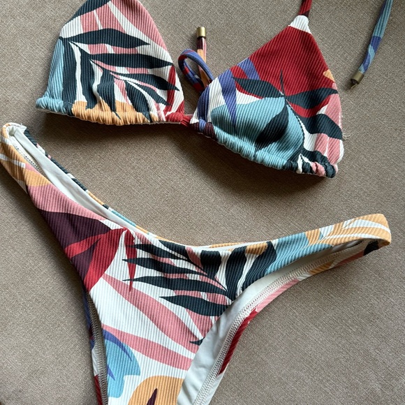 Brown Ribbed Bikini Set - Picture 6 of 6